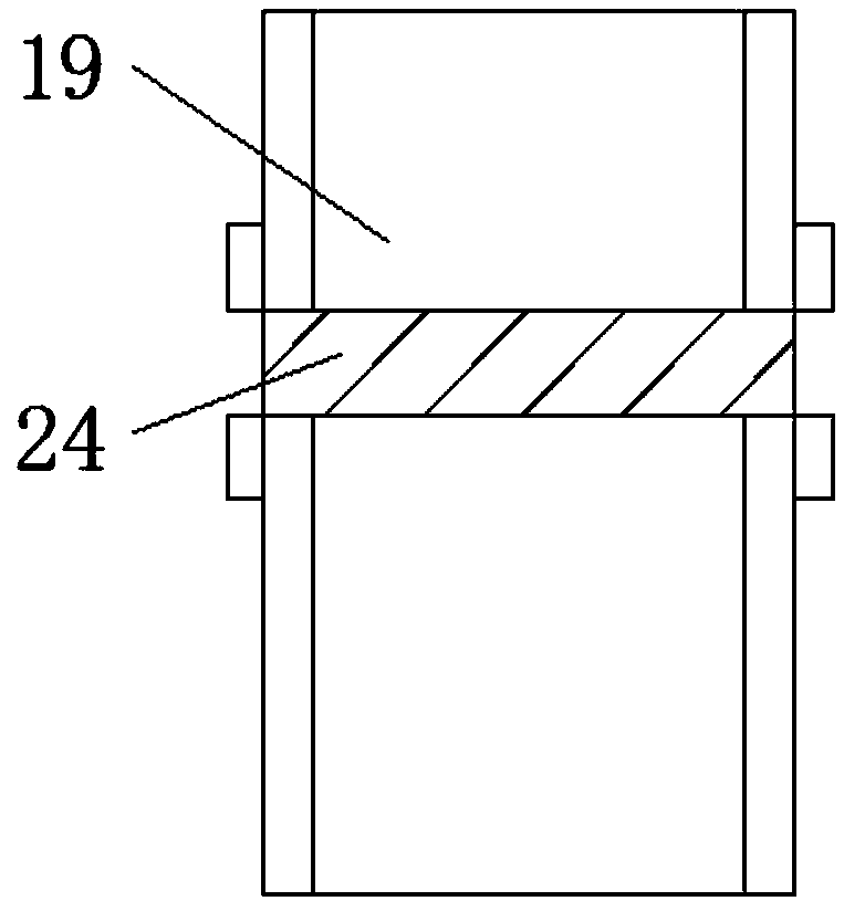 Efficient and high-precision raw material mixing conveying device for plastic production