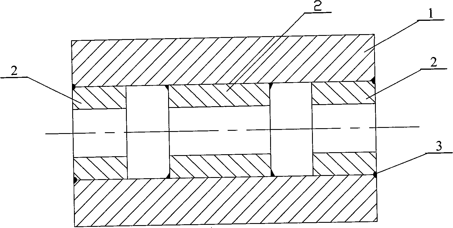 Direct foundry connection method for rare-earth permanent magnet motor rotor magnetism-isolating loop