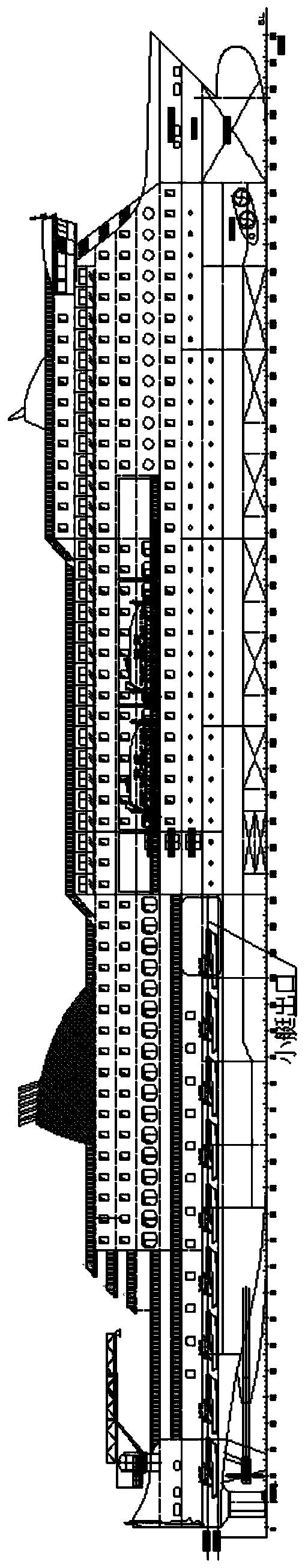 Docking method between passenger ship and small boat and method of boarding and disembarking