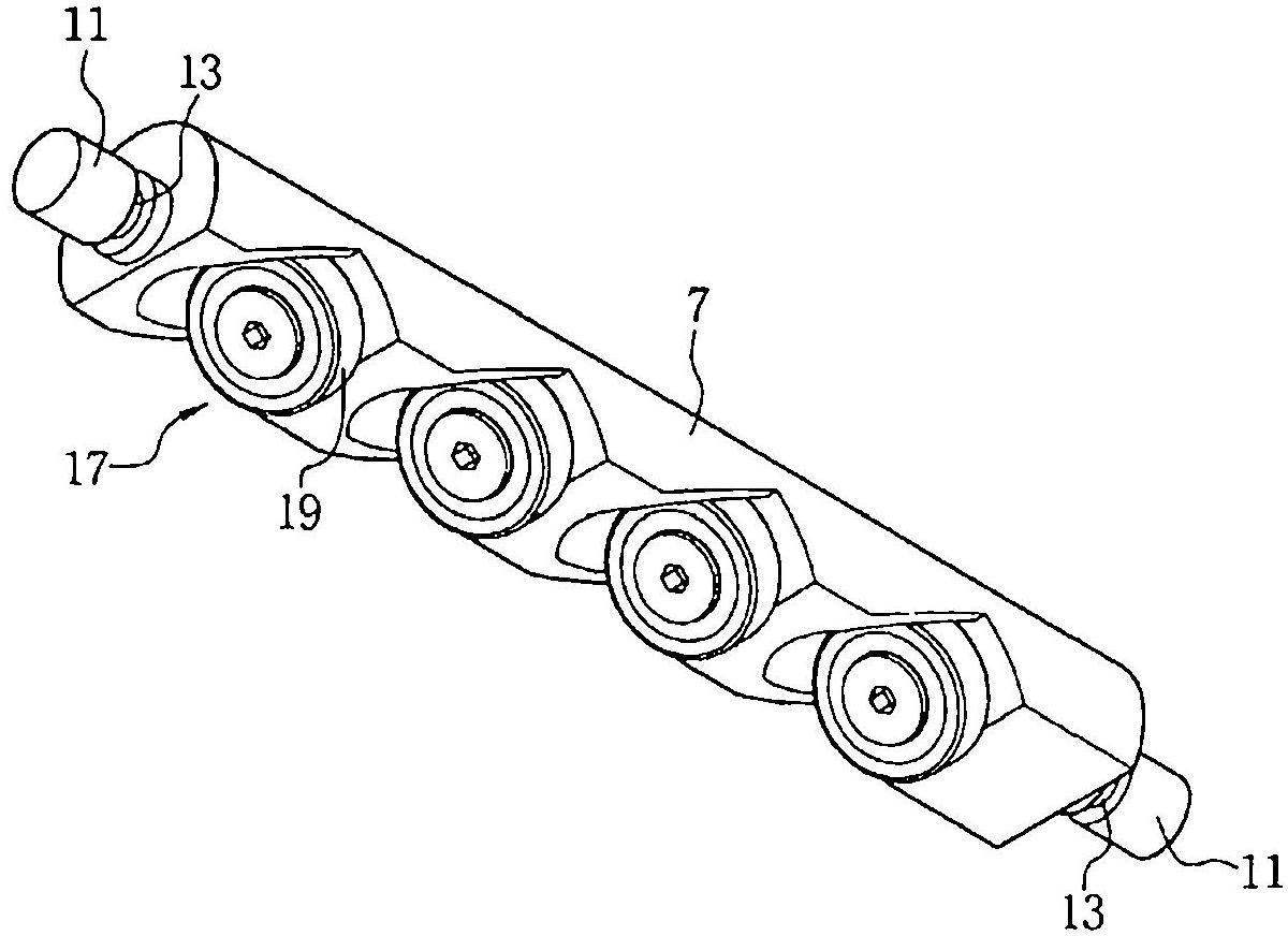 Contact-exposing-type screw conveying apparatus using a bearing