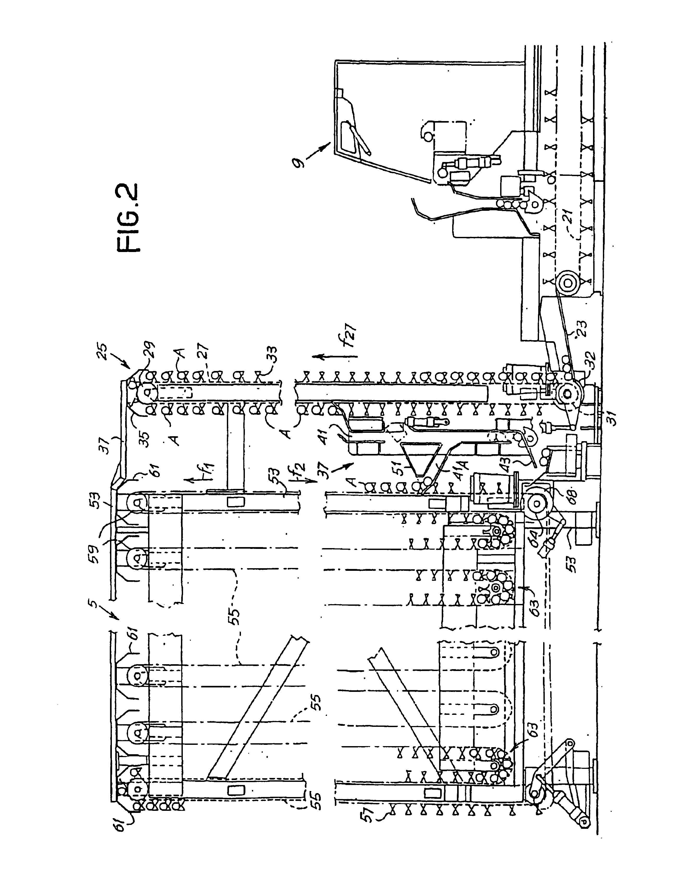 Accumulator for elongated products, such as tubes and the like