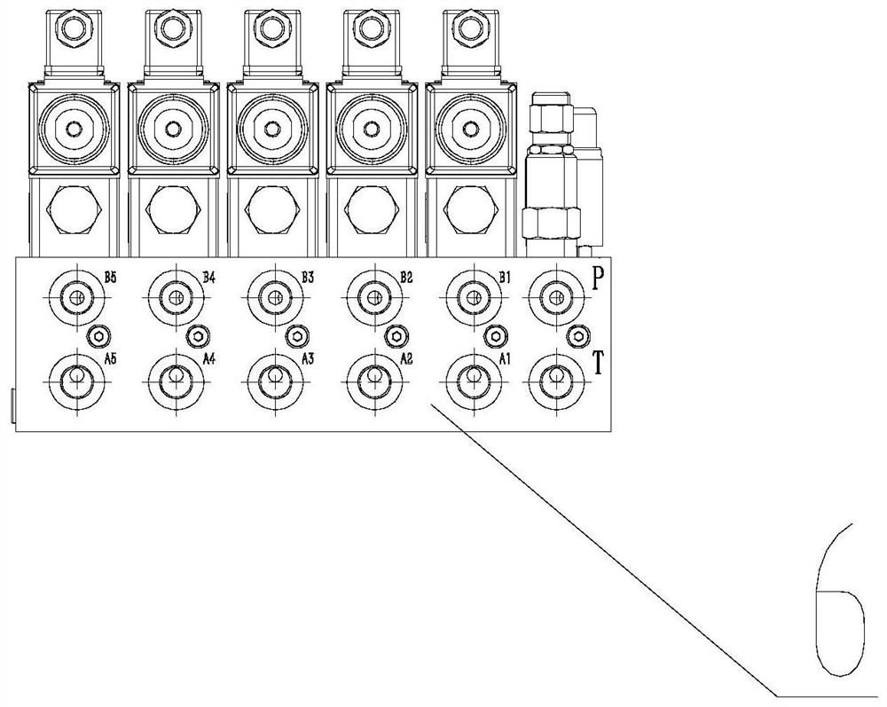 Remote control pneumatic control mechanism of single-row corn harvester