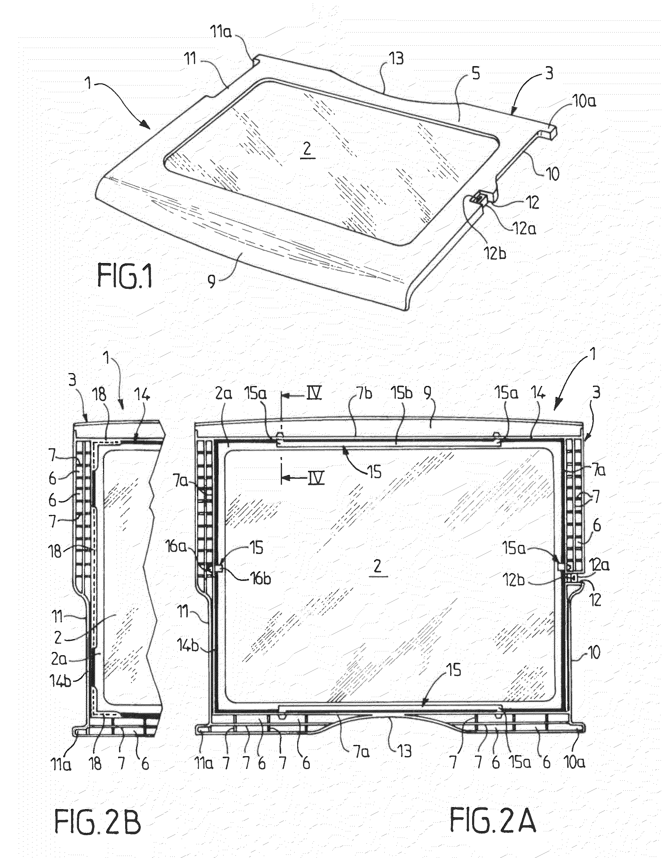 Shelf, in particular for refrigerated installations