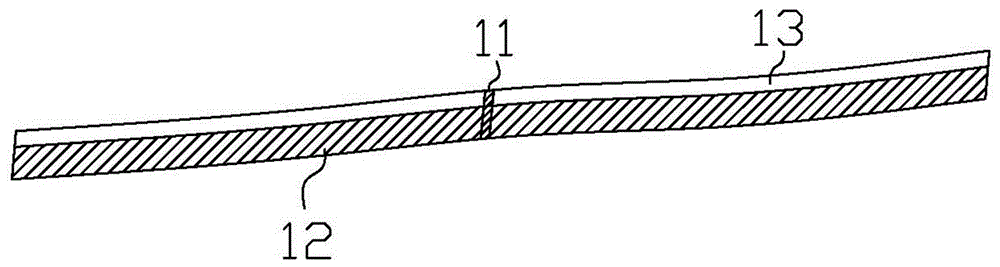 Edge enclosing forming structure and method for heart-shaped packing box