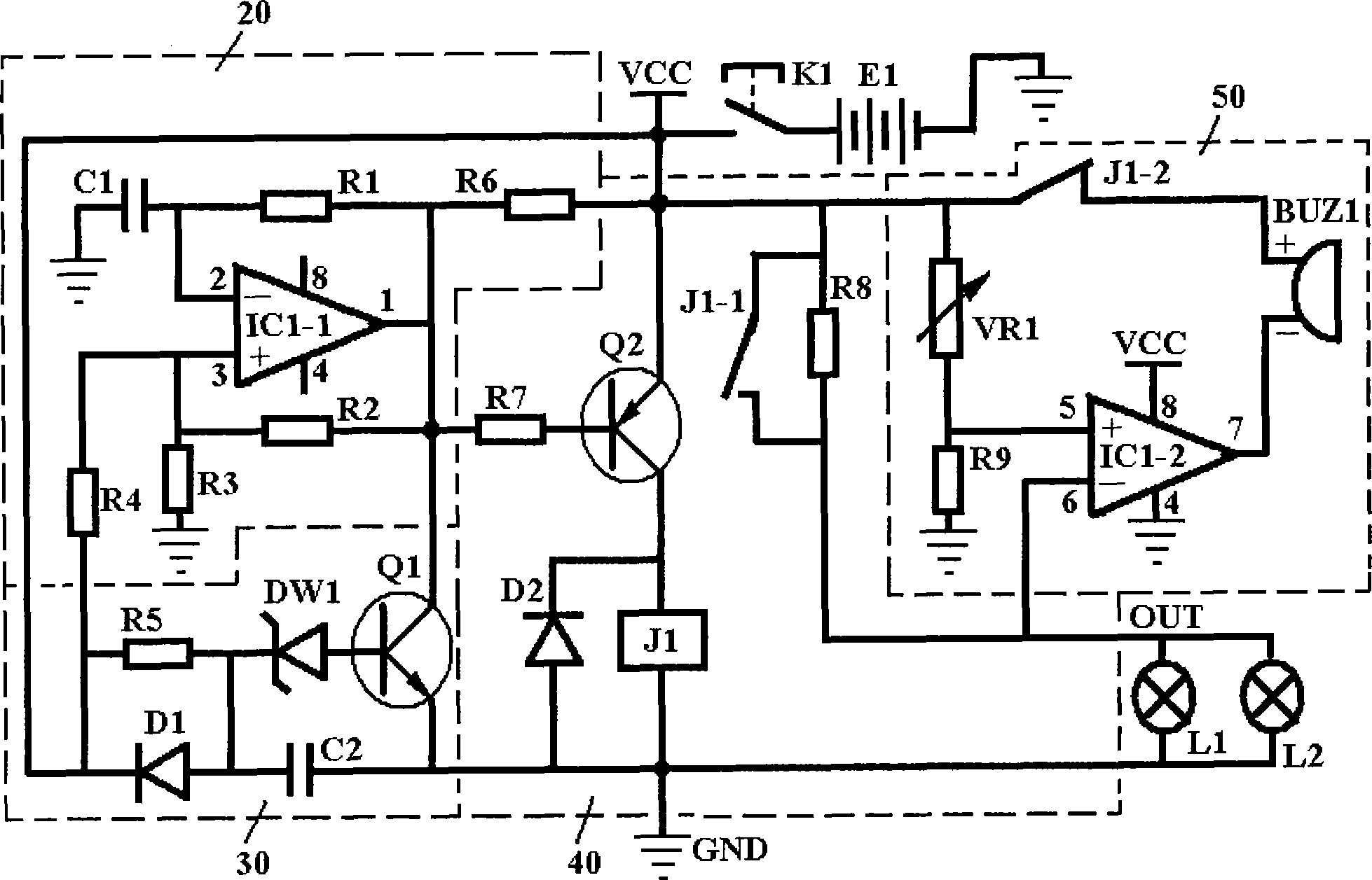 Flash-type brake lamp controller with fault warning function