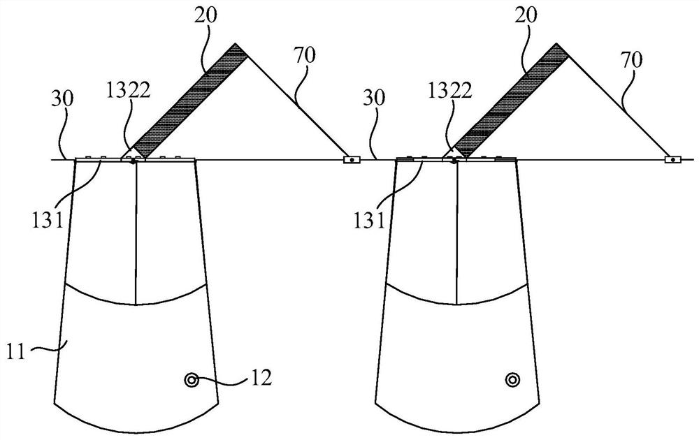 Charging-discharging type floating body and fishing-light complementary system