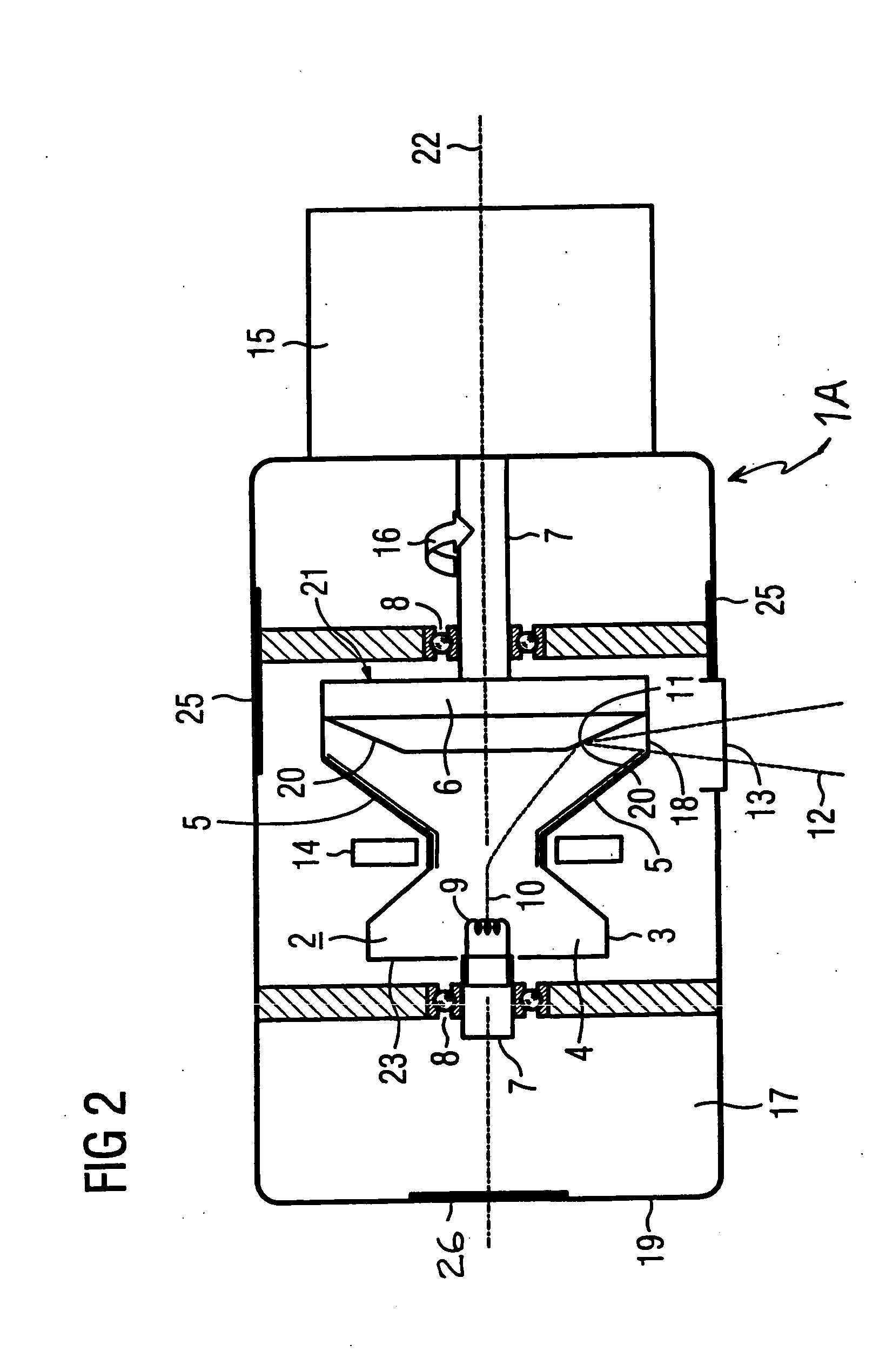 Leakage radiation shielding arrangement for a rotary piston x-ray radiator