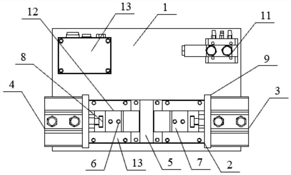 Device for carrying out molding pin arrangement on inductor