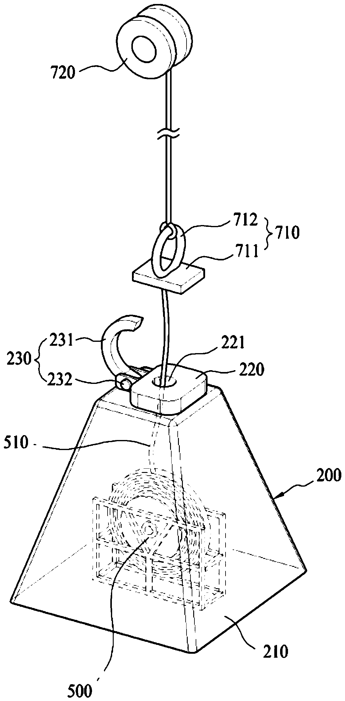 Unmanned boat equipped with connection device and recovery method thereof