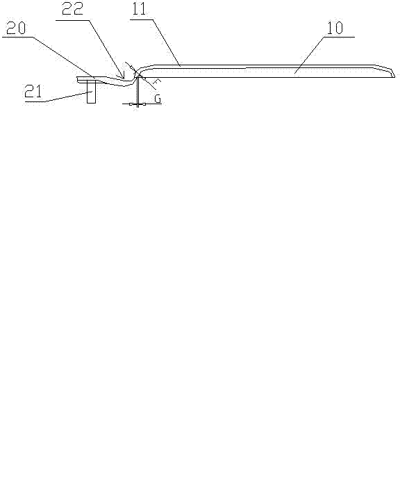 Glue feeding structure for IMR (In Molding Reprinting) mould