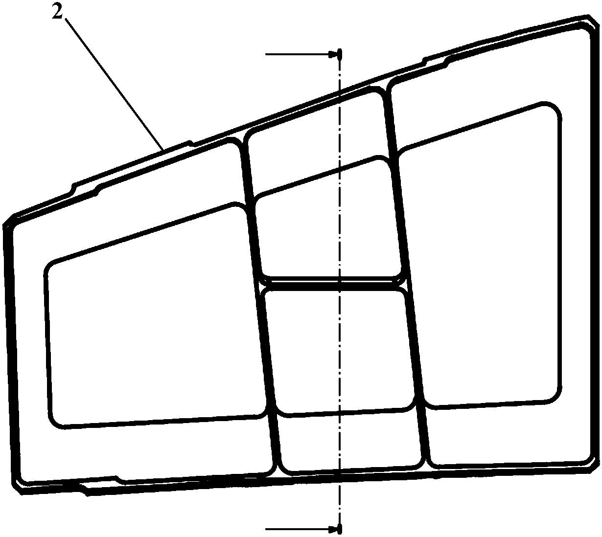 Method and clamping device for numerical control machining of component closed corner