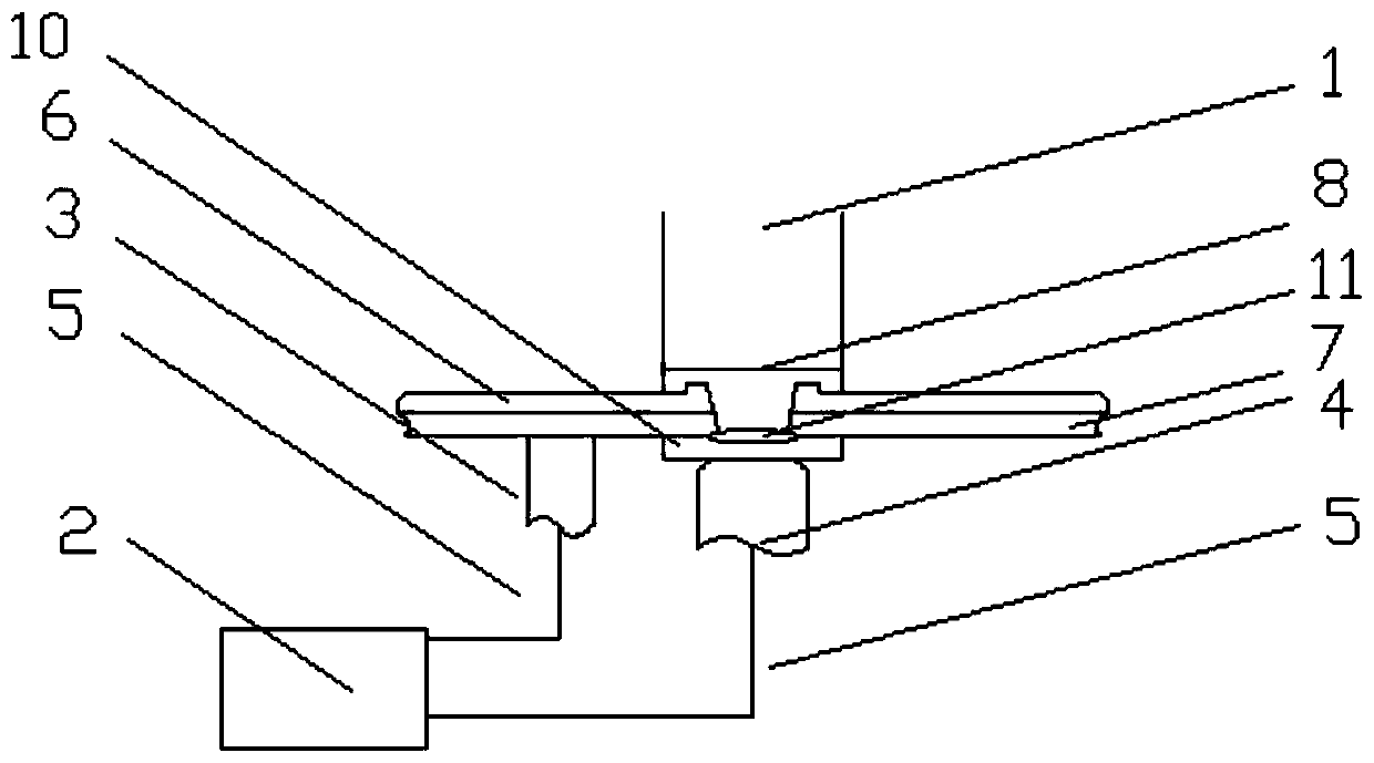 A device for connecting dissimilar materials based on electrodes on the same side