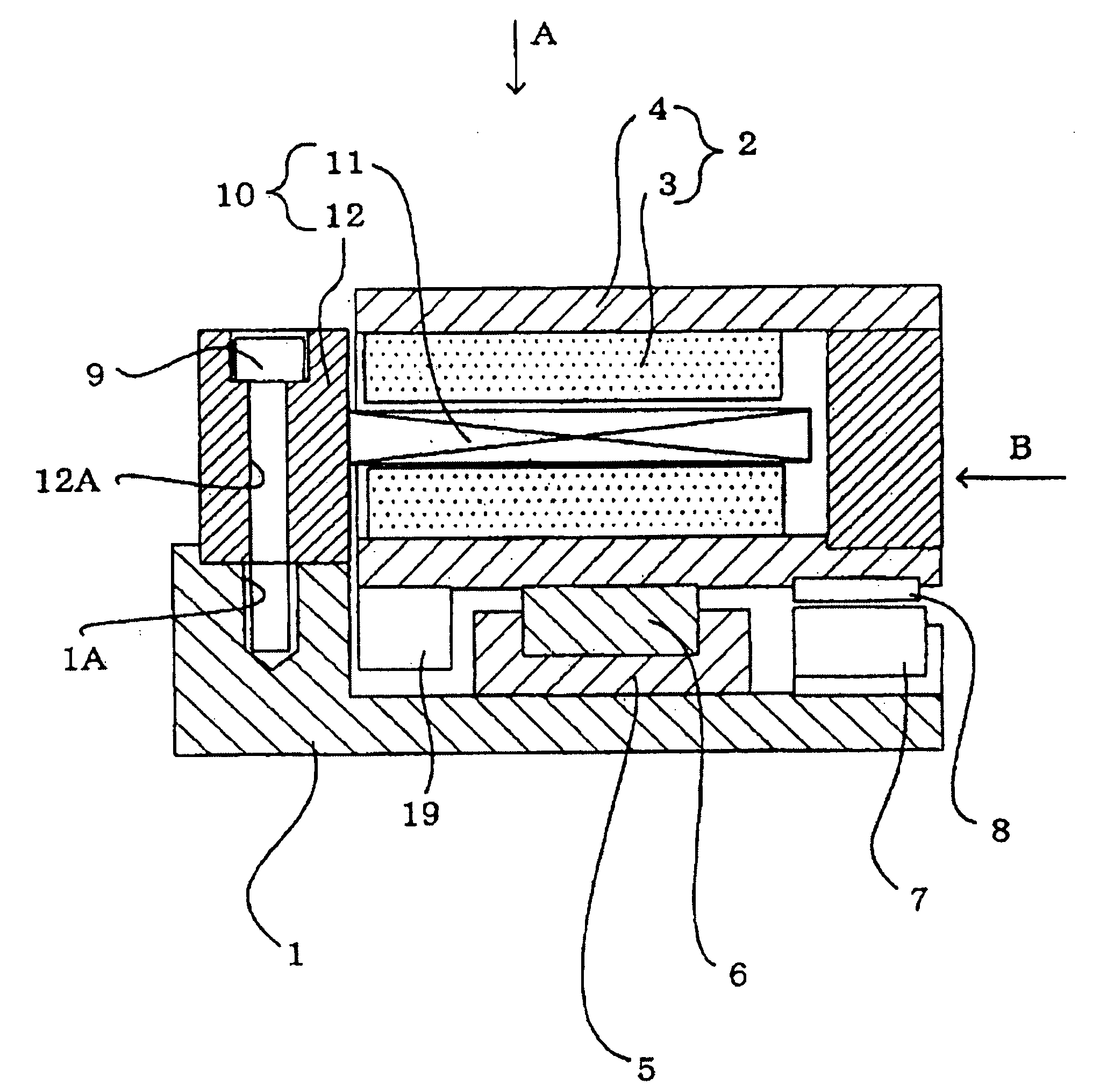 Moving magnet type linear magnet