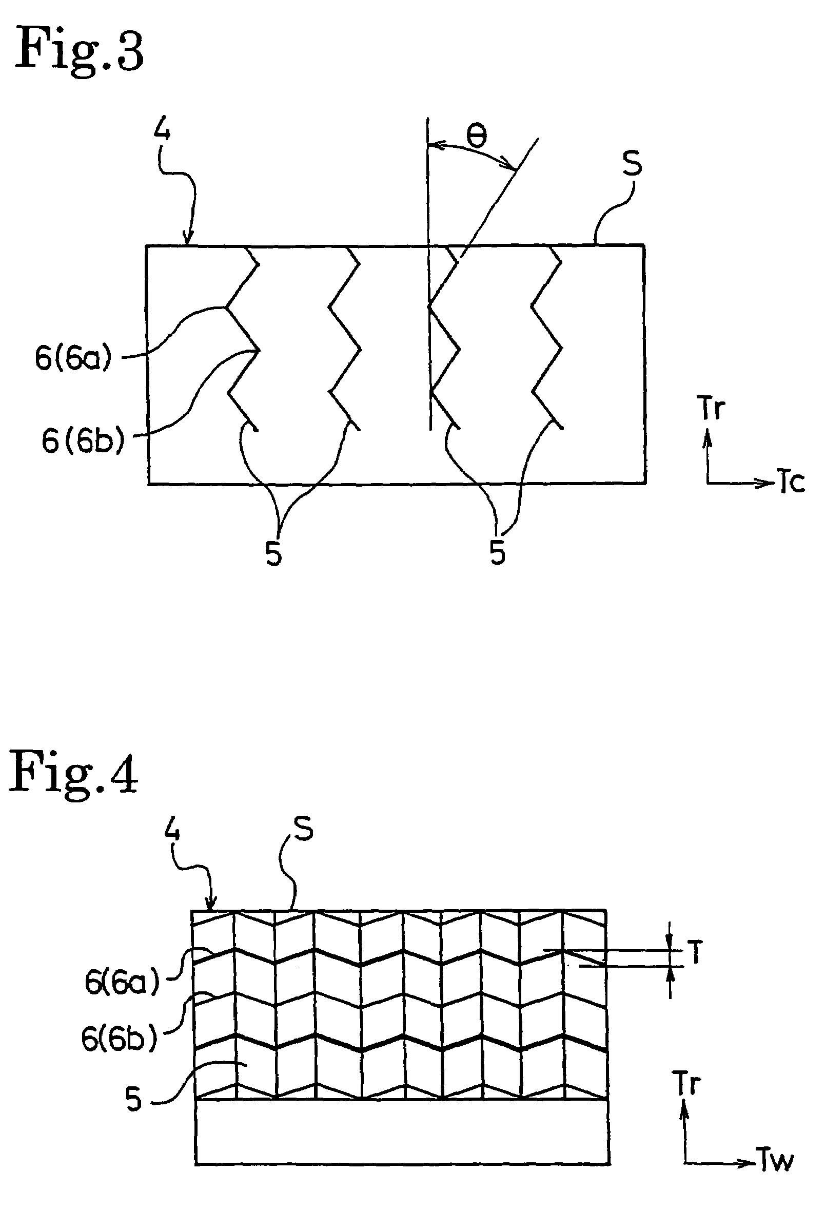 Pneumatic tire with tread including sipes having bent portions formed with zigzag shape with amplitude in radial direction