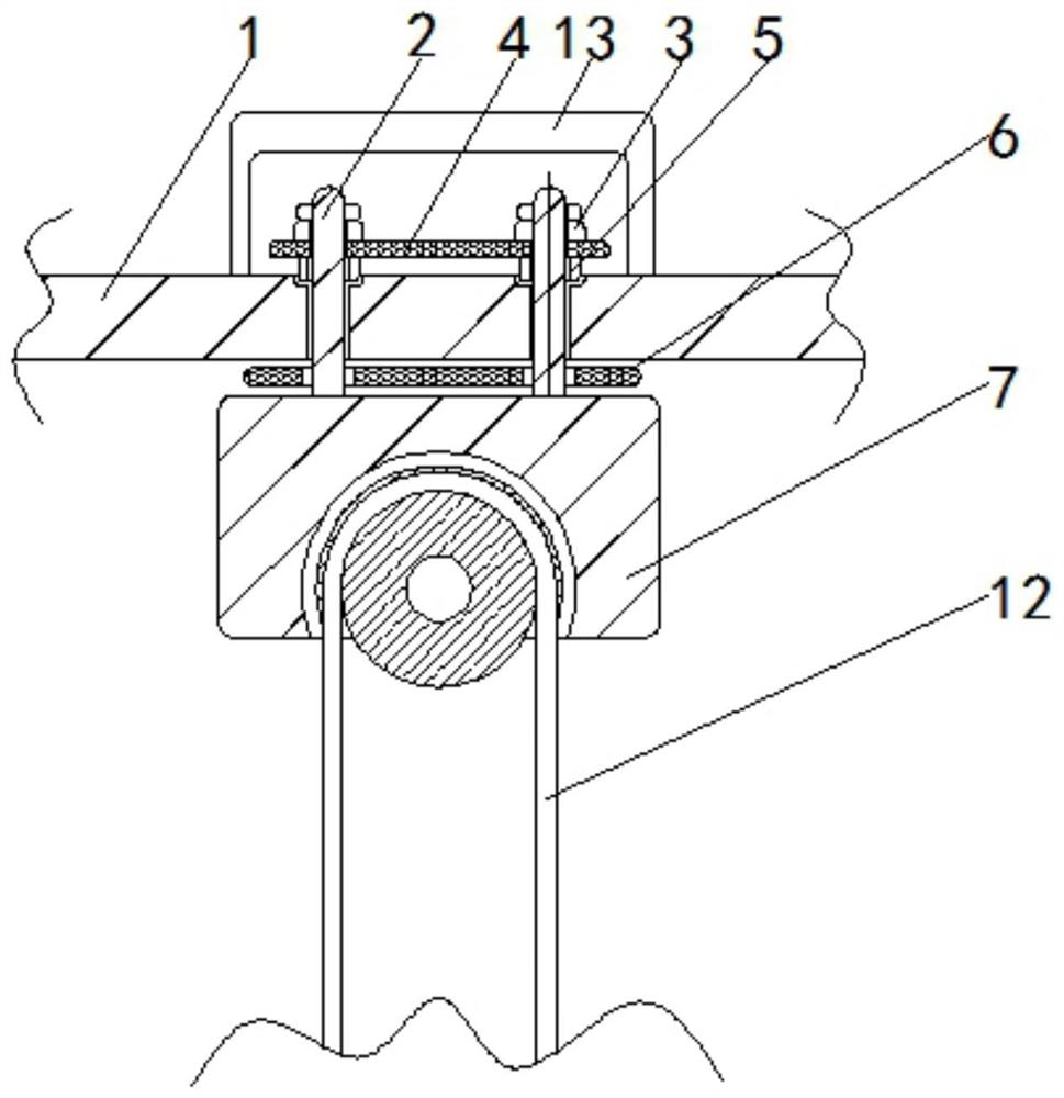 High-strength lifting lug for elevator box