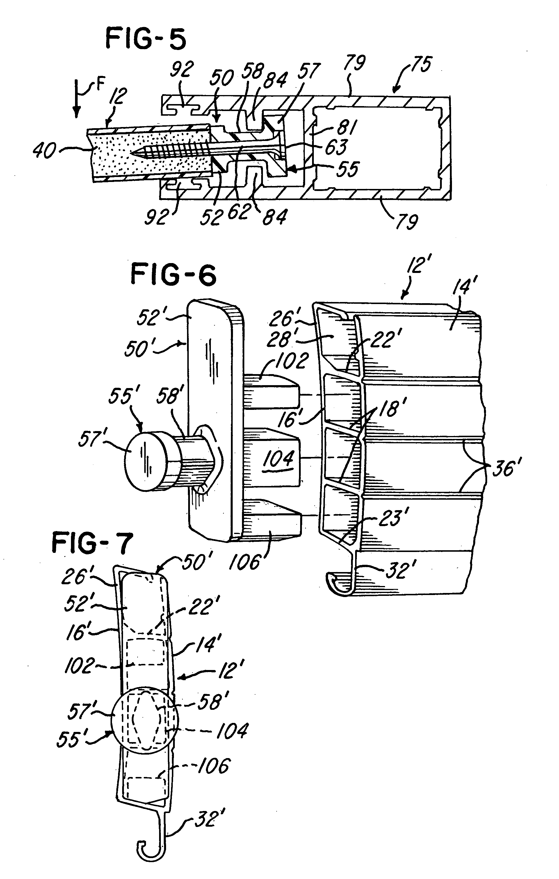 Retention system for pivotally connected shutter slats