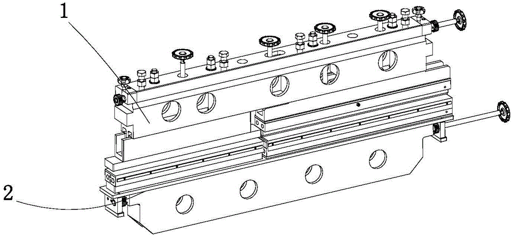 Hot sealing device of bag making machine