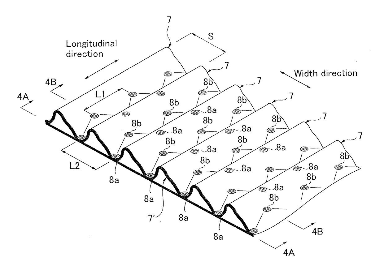 Absorbent article and manufacturing method therefor