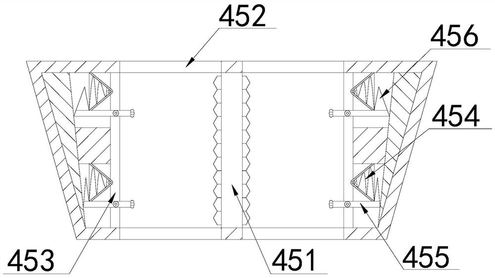 Conveying type electroplating machine