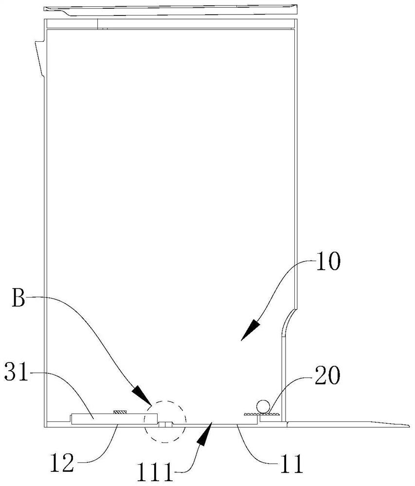 Base station and sweeping and mopping robot assembly