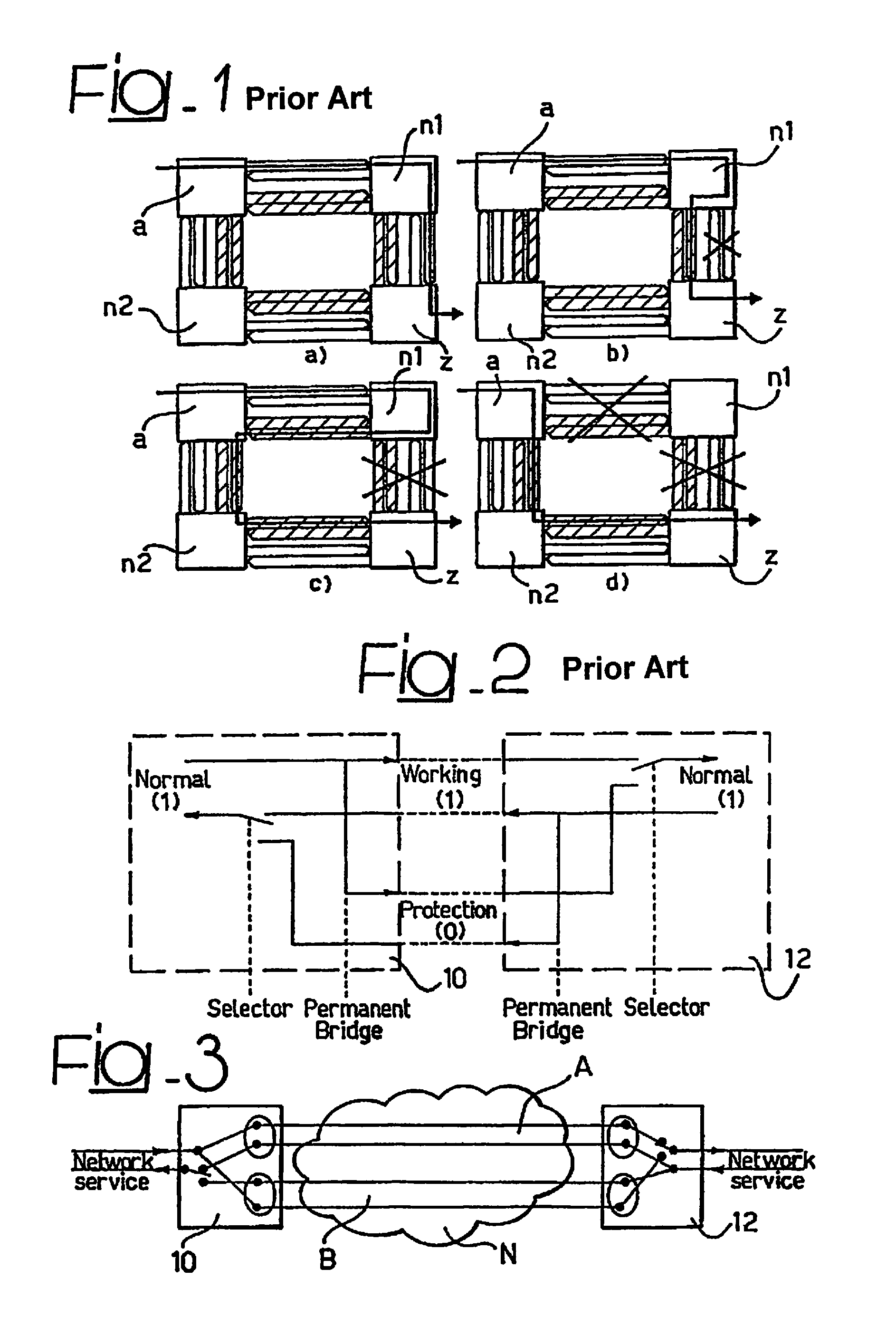 Method for providing extra-traffic paths with connection protection in a communication network, related network and computer program product therefor