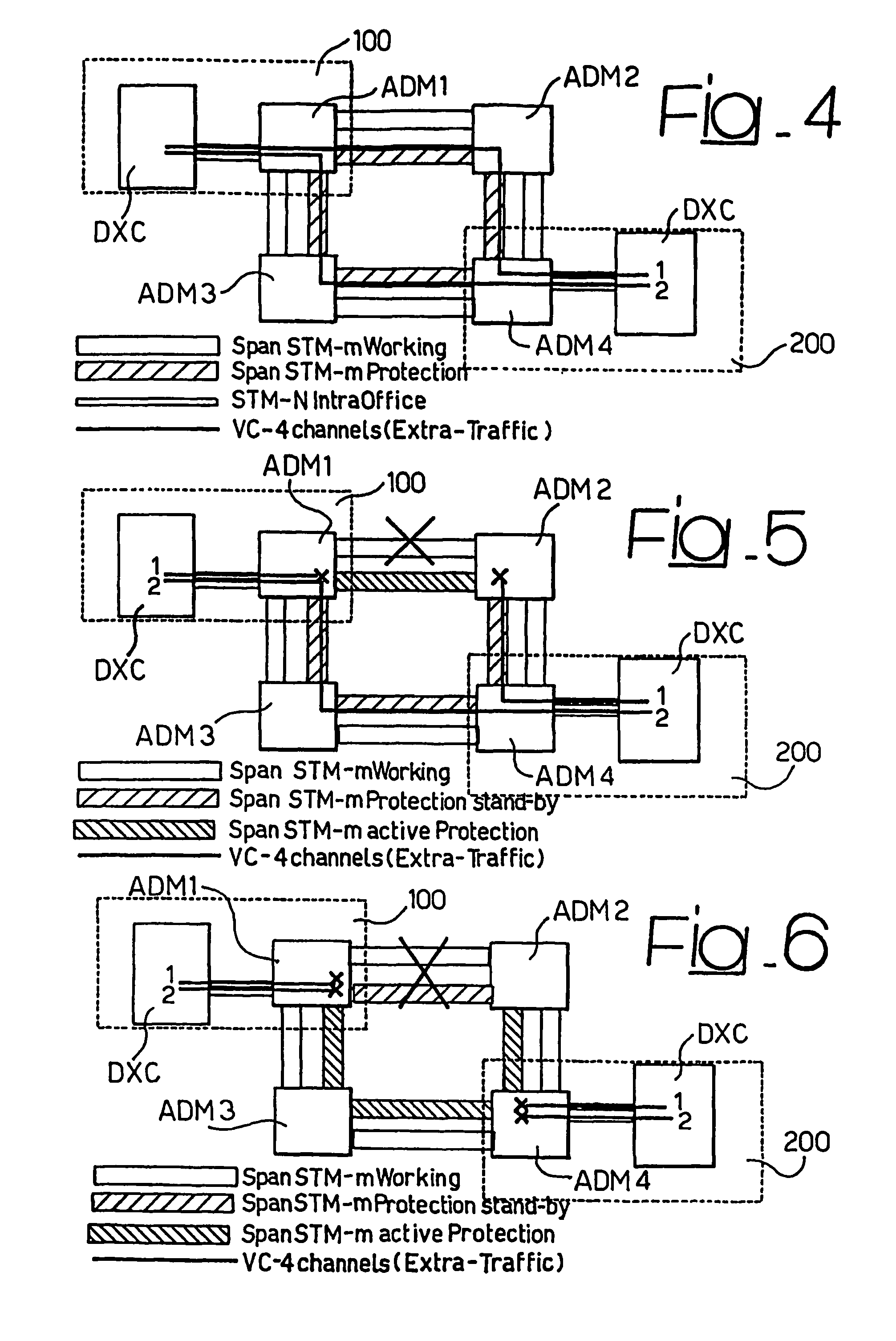 Method for providing extra-traffic paths with connection protection in a communication network, related network and computer program product therefor