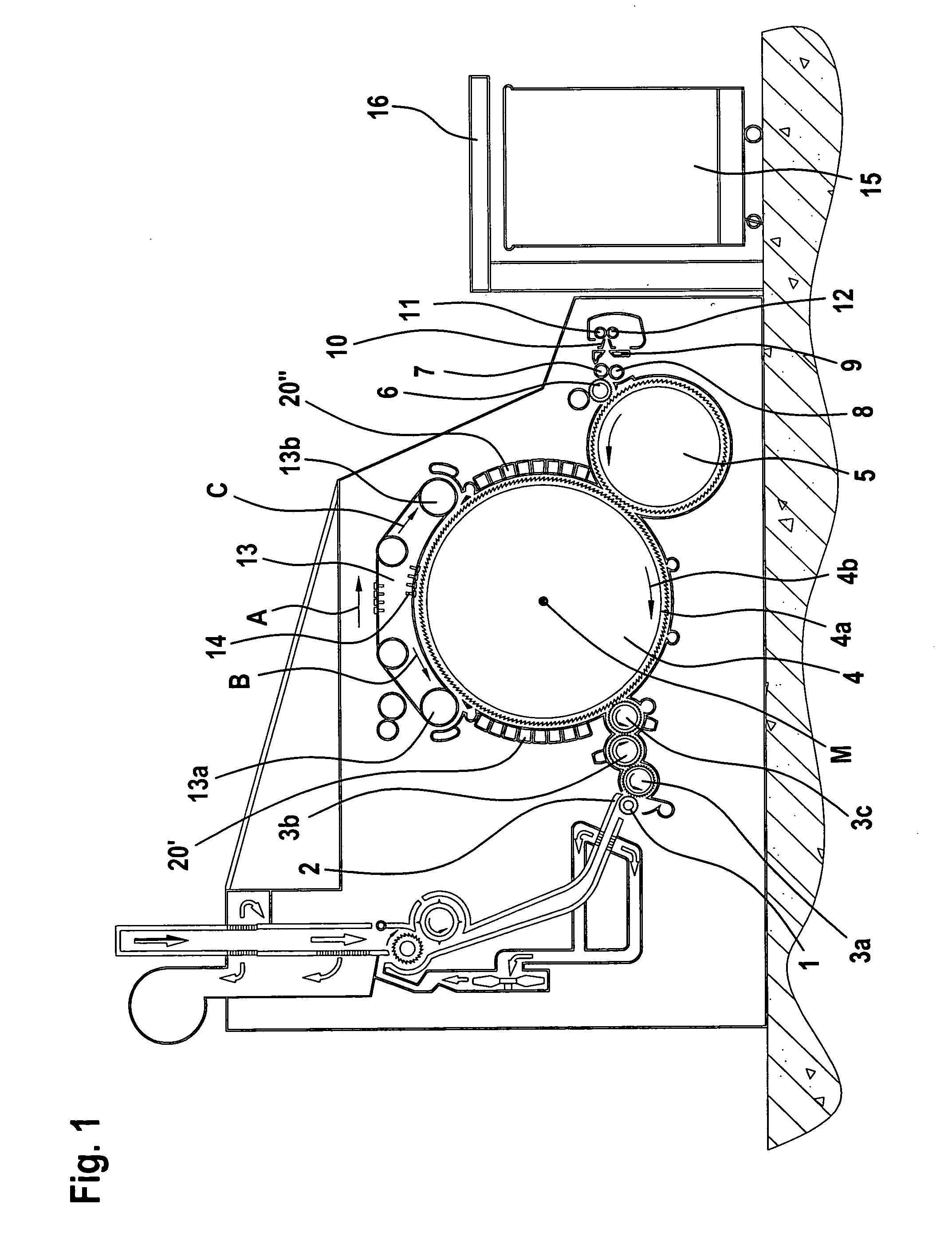 Apparatus on a spinning preparation machine for monitoring and/or adjusting clearances at components