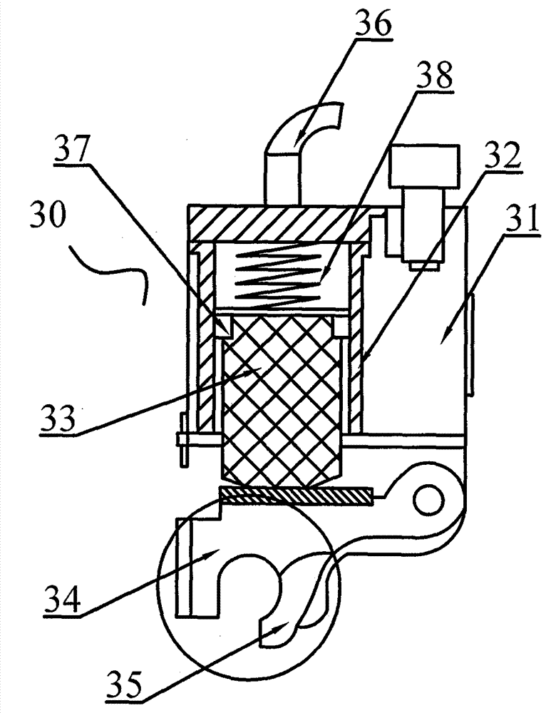 Pressurized rocking frame of ring spinning frame drafting system