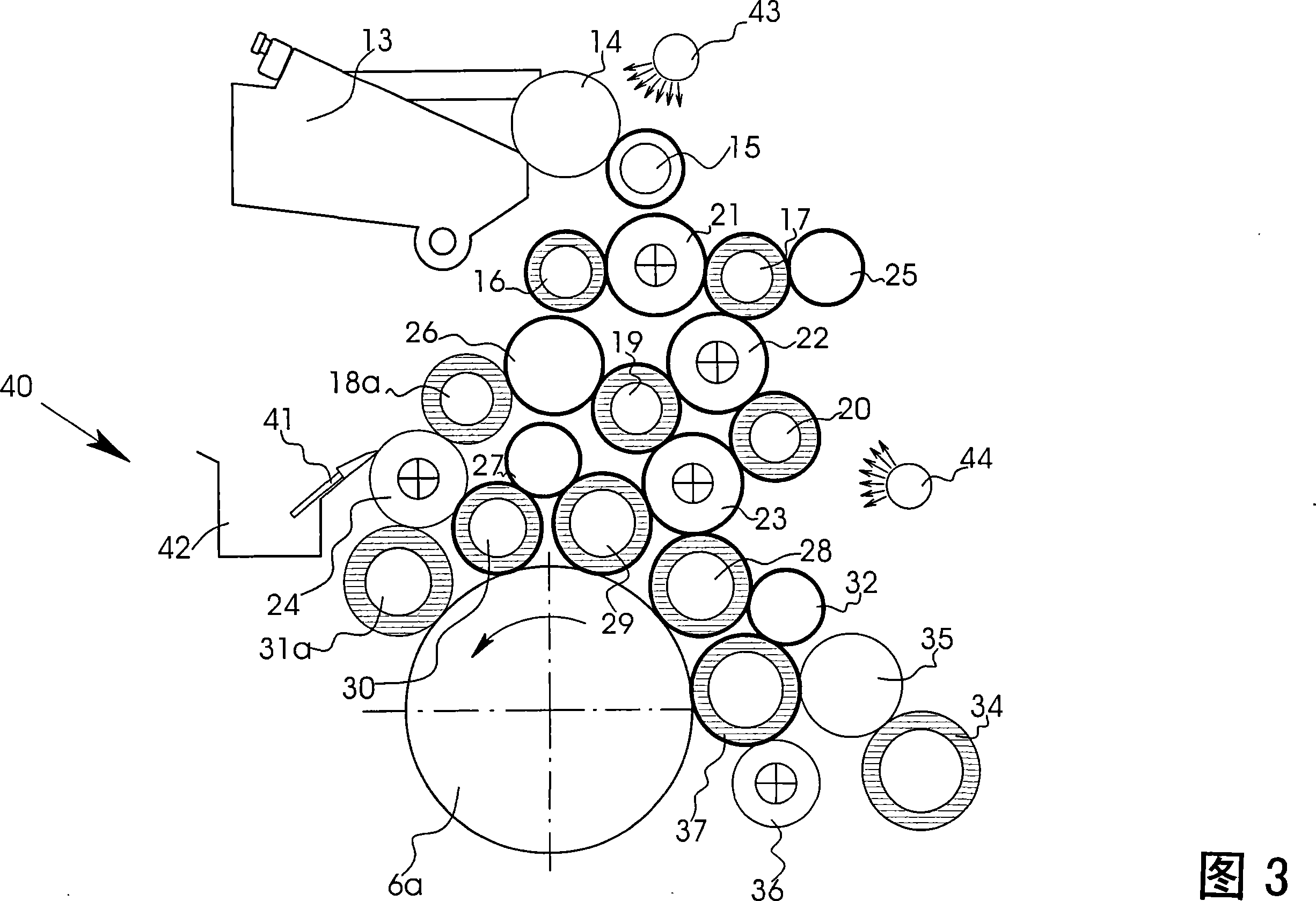 Printing press with a washing device for an inking unit