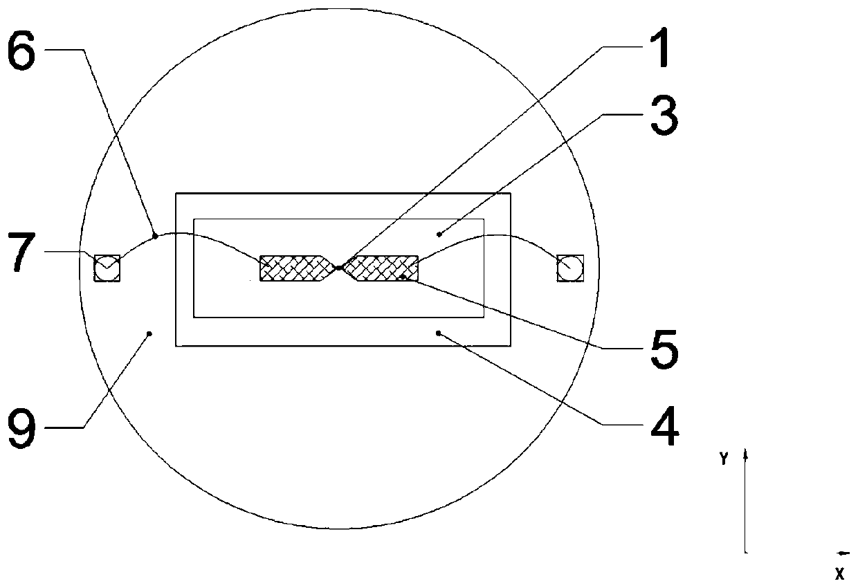 Temperature-sensitive-type terahertz detector based on phase change material and preparation method