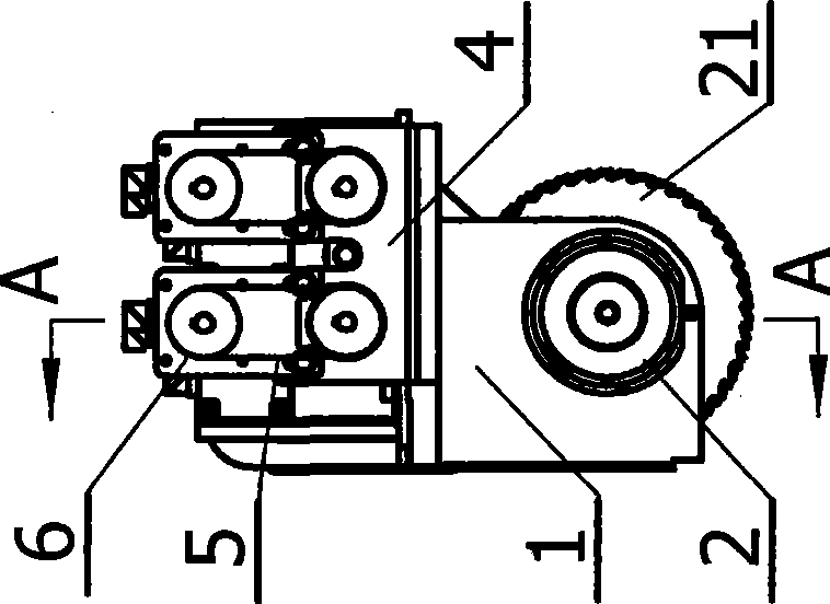 Mandrel structure of circular saw machine for preferably cutting timber in longitudinal direction