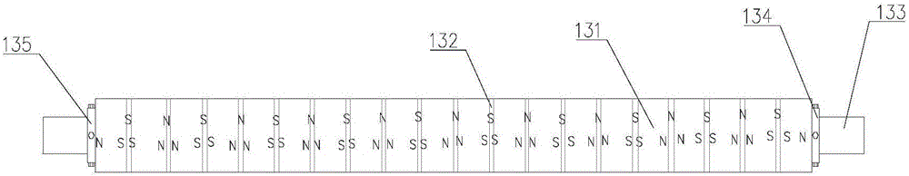 Magnetic roller and magnetic separator