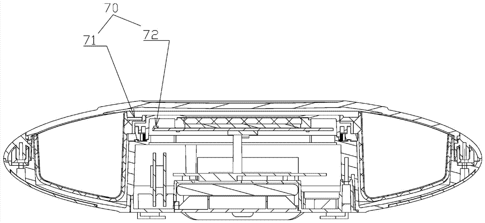 Intelligent medicine box provided with replaceable partitioned medicine tray