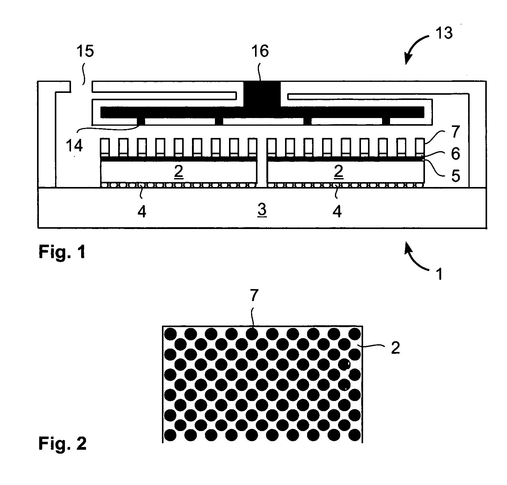 Semiconductor device with a high thermal dissipation efficiency