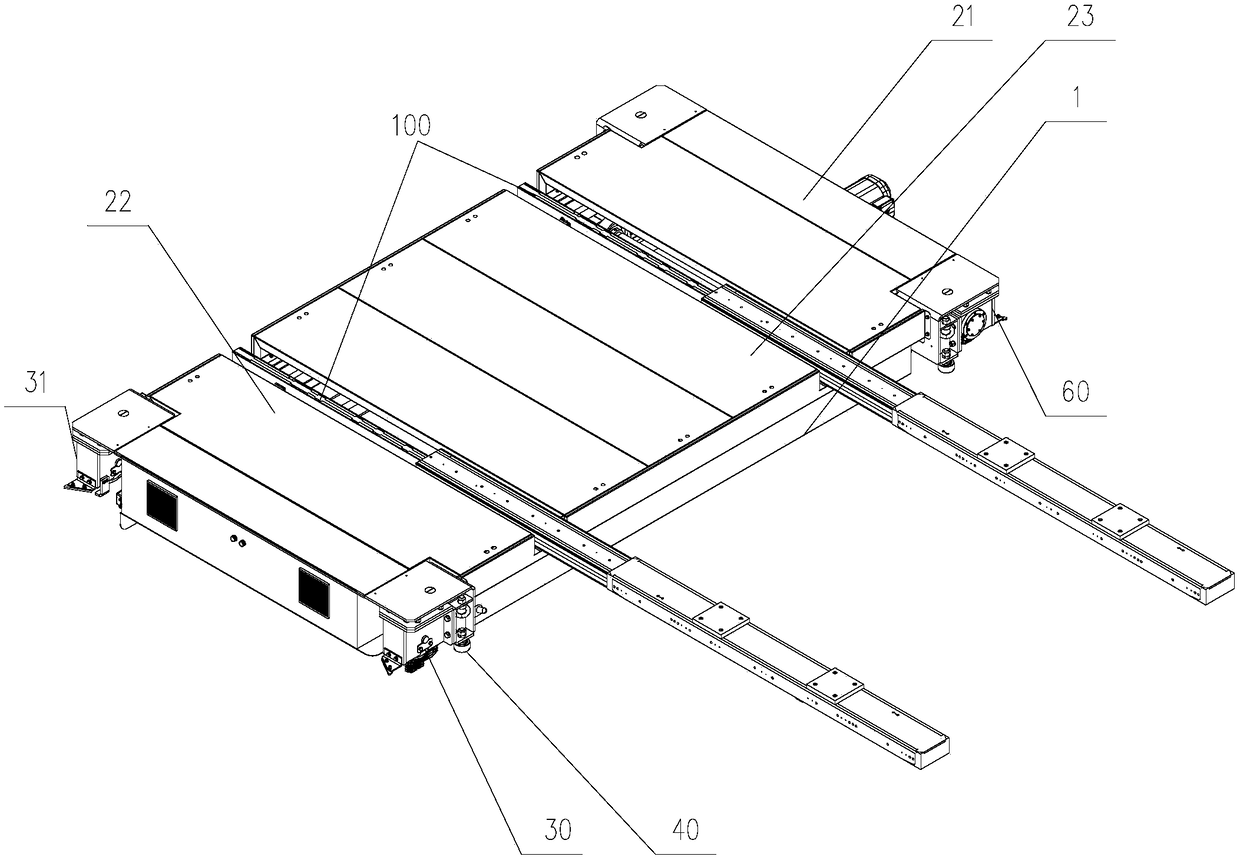 Shuttle vehicle with telescopic fork