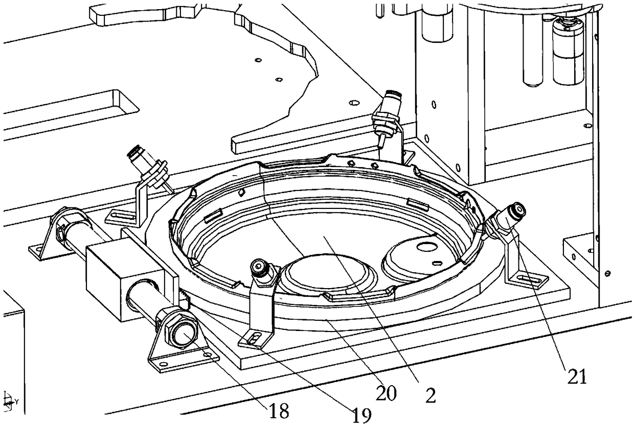 Automatic pressure adjusting equipment for heat-insulating cover pressure switch