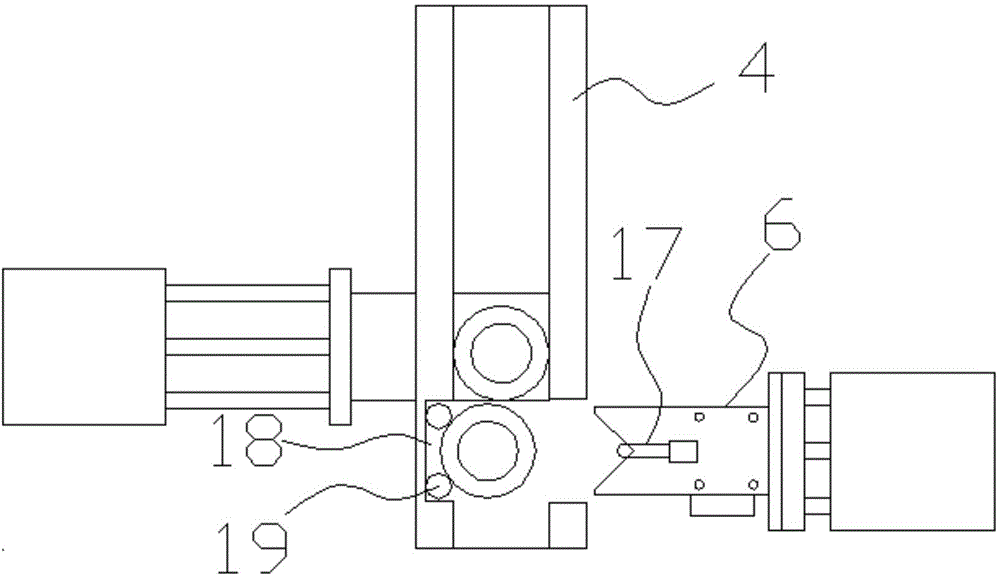 Three-ball-pin needle bearing outer diameter detecting device