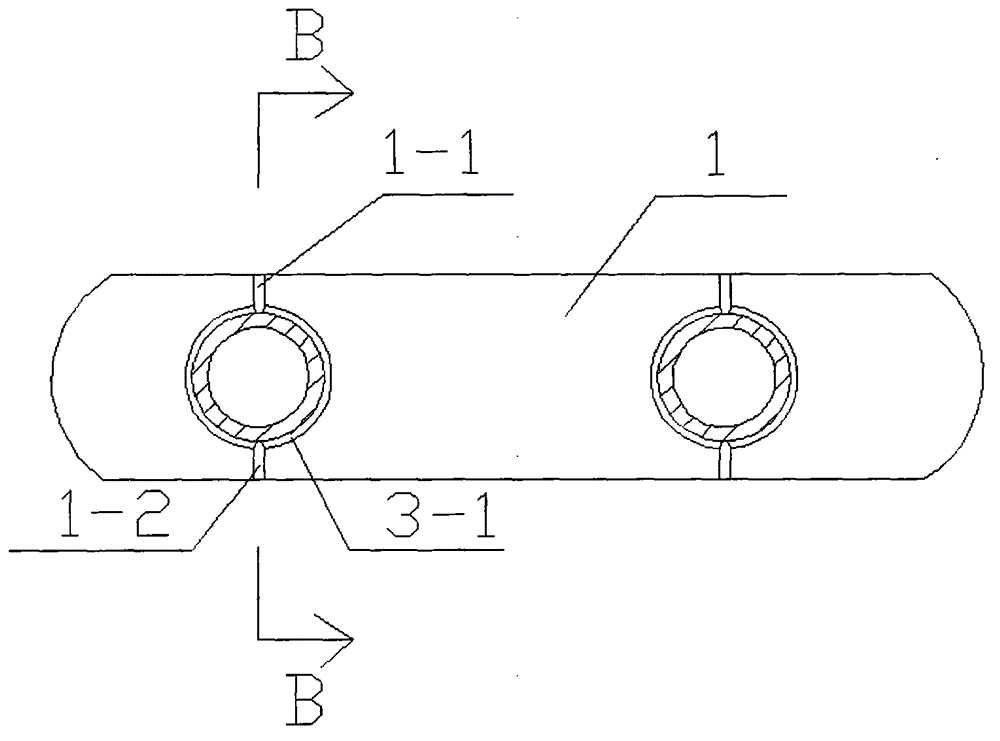 Roller chain for admixture production facility