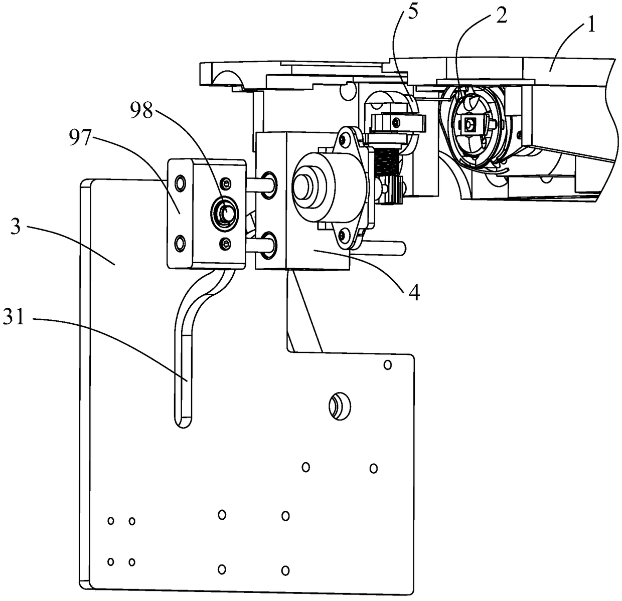 An automatic shuttle changing device and method