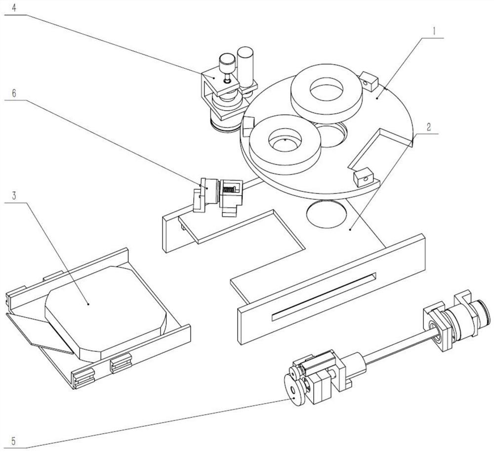 A Space-Saving Accelerator Radiation Head Homogenizer Structure