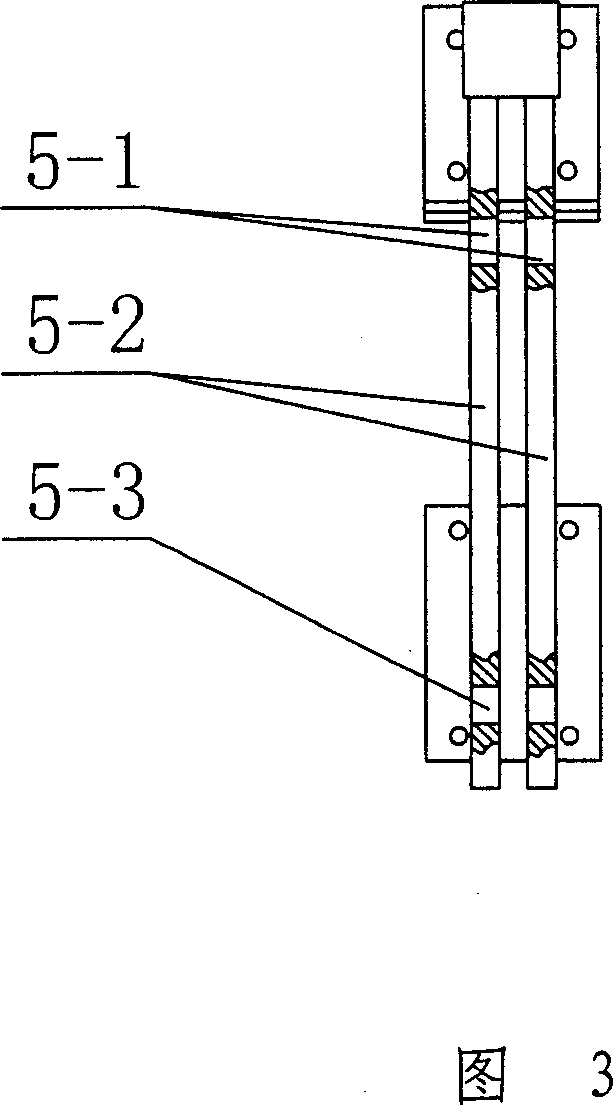 Drum type four-ungulae pneumatic brake with gap adjusted automatically