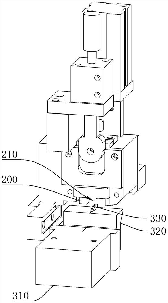 Double-puller penetrating machine