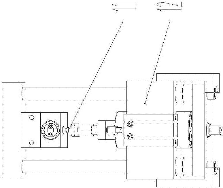 An automatic high-pressure oil injection mechanism for a common rail injector