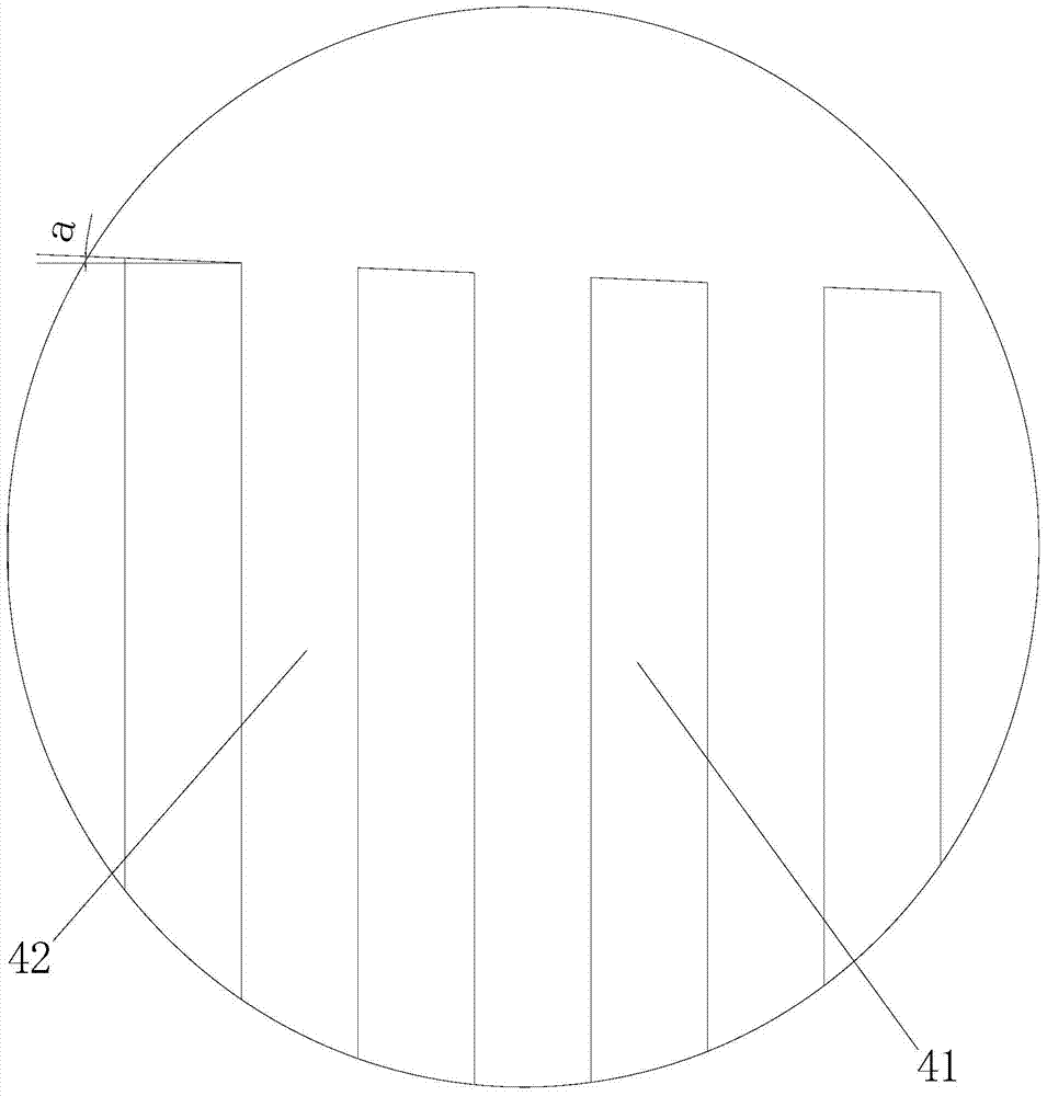 An Improved Ultrathin Loop Heat Pipe