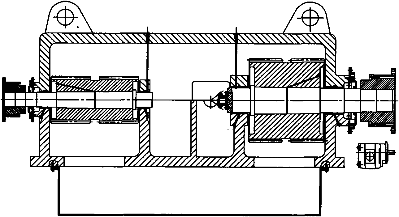 Speed-regulating hydraulic coupler transmission device of large-power composite gear capable of speeding up front and rear