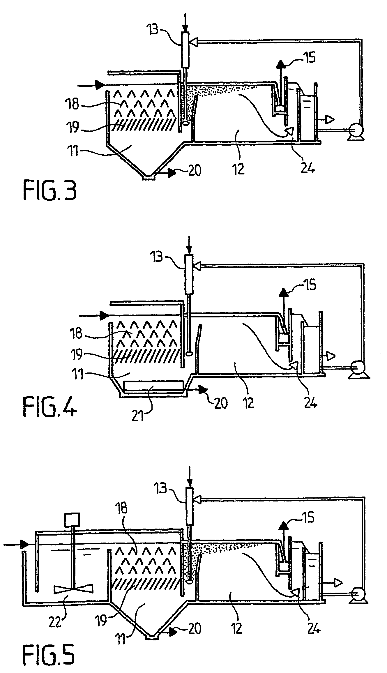 Method and device for clarification of liquids, particularly water, loaded with material in suspension