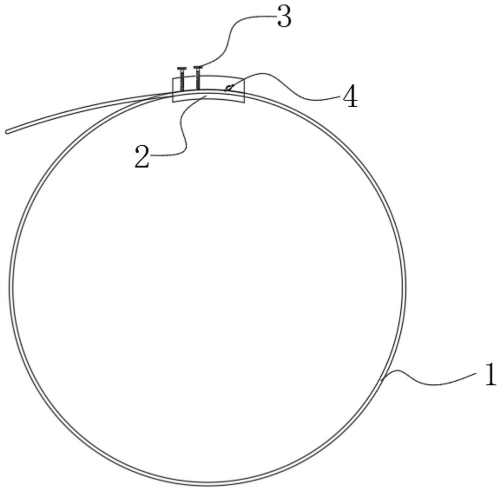 A kind of locking belt for producing dibenzoylmethane