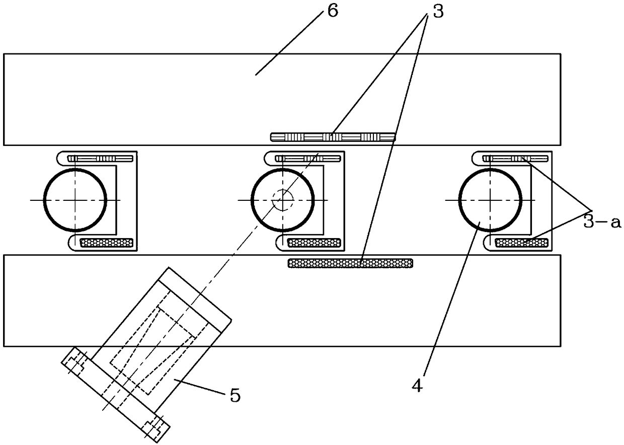 Horizontal moving type closed container vacuum degree detection system