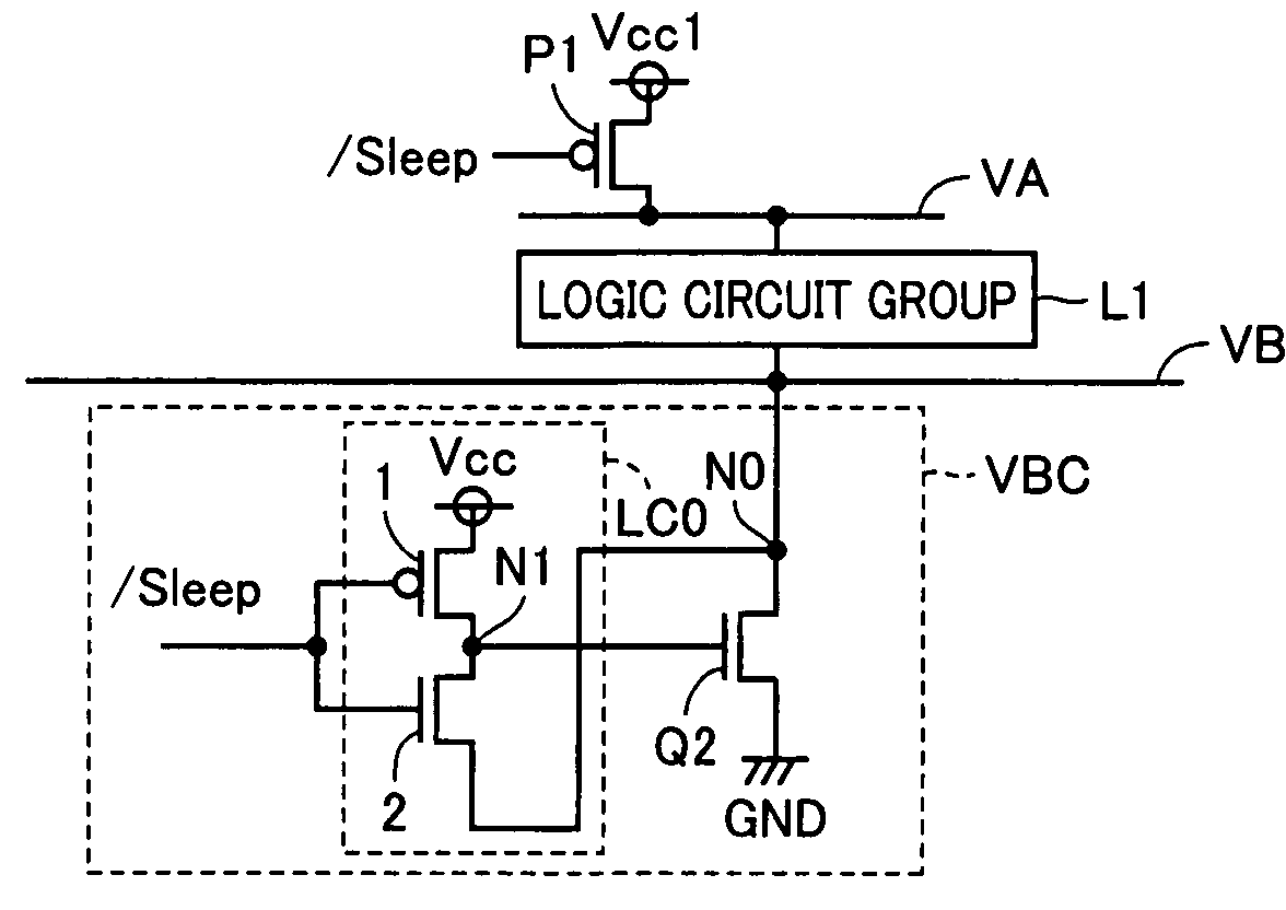 Semiconductor device reducing power consumption in standby mode