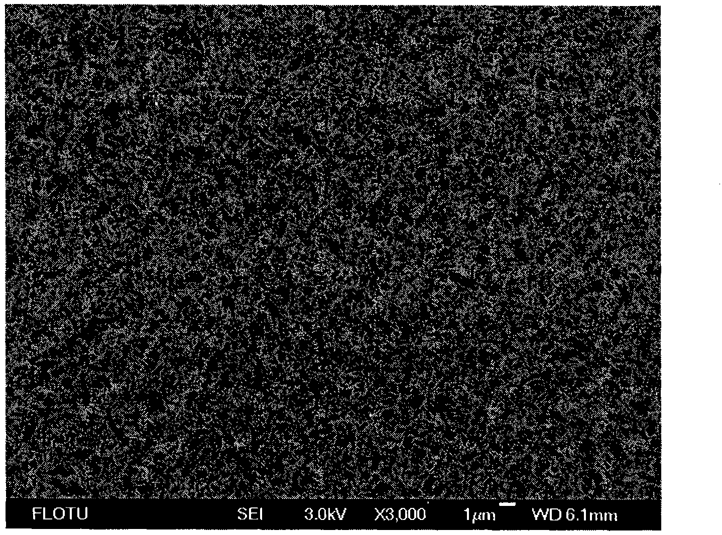 Oxidation treatment based method for separating carbon nano-tube array and substrate